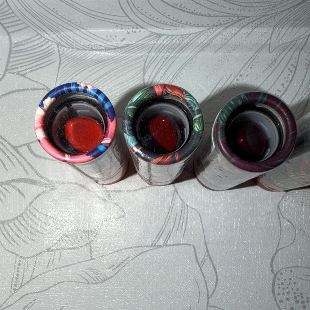 Almay Lip Vibes Collection - Bold and Bright Shades 6pc Lot
